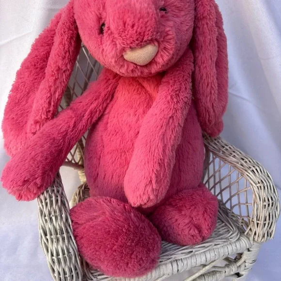 Jellycat STRAWBERRY BUNNY Dark Pink Rabbit RETIRED 14" Rare Heart shape nose - Picture 4 of 8